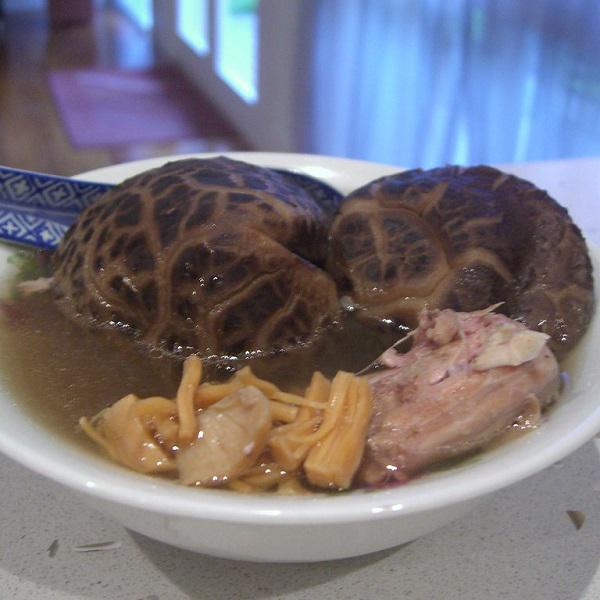 香菇雞湯 的英文怎麼說 中英物語chtoen 知道