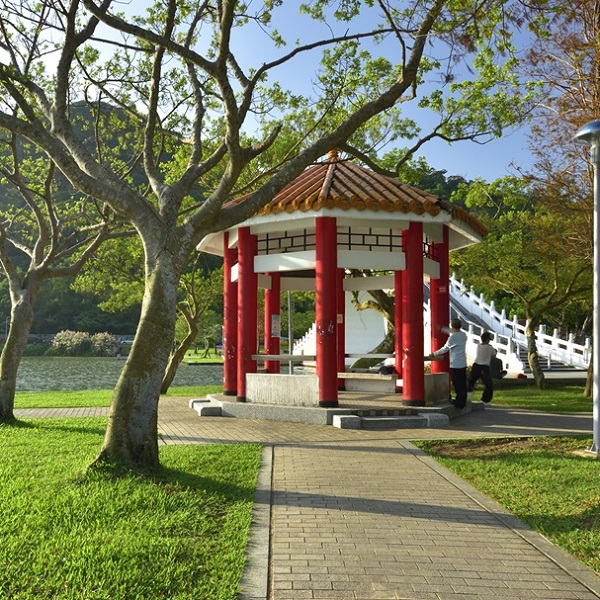 涼亭的英文怎麼說？