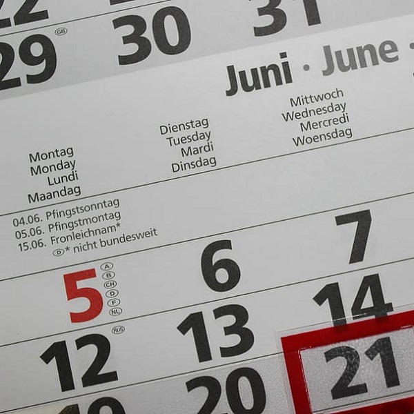 日曆 - 陽曆的一個月 - 中英物語 ChToEn