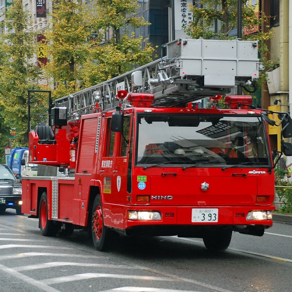 消防車 - 消防措施 - 中英物語 ChToEn
